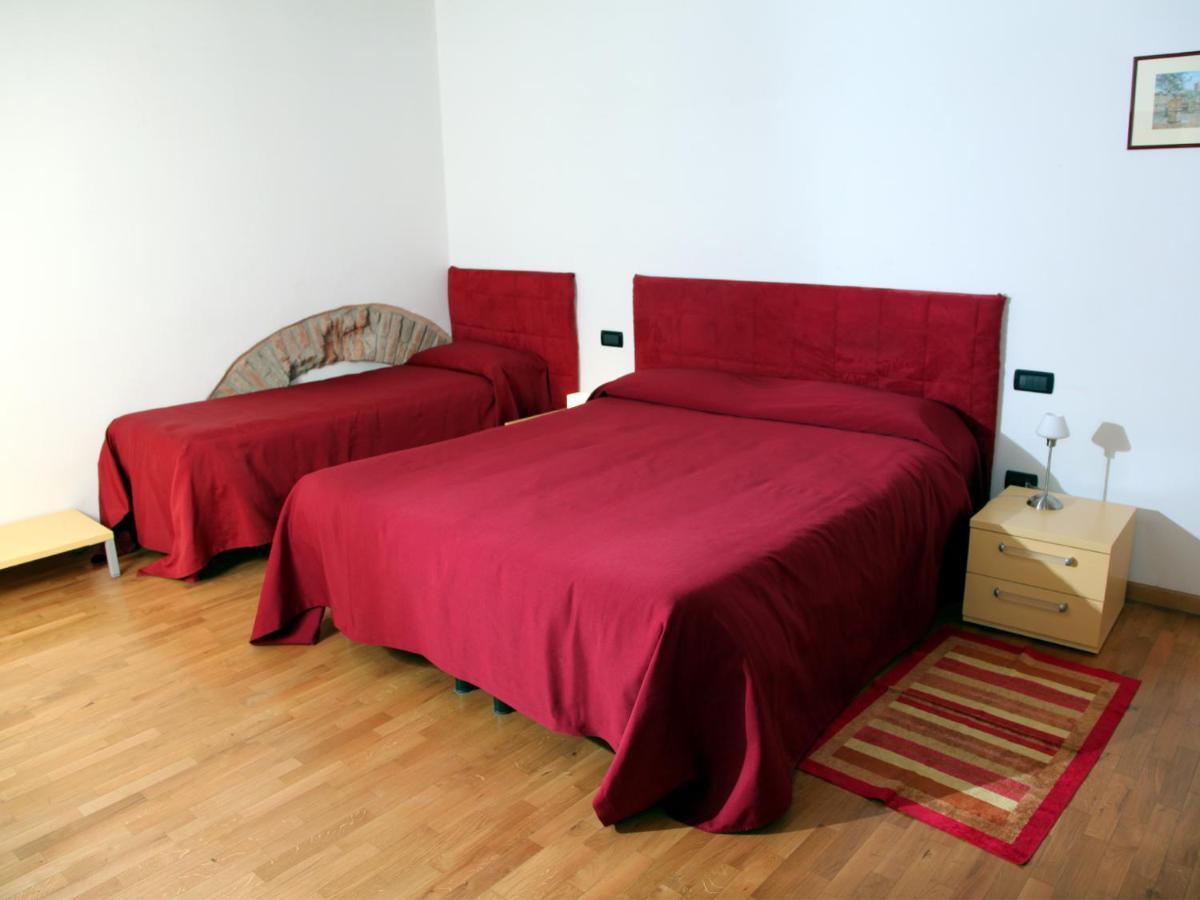 Il Sipario Bed & Breakfast แฟร์รารา ภายนอก รูปภาพ